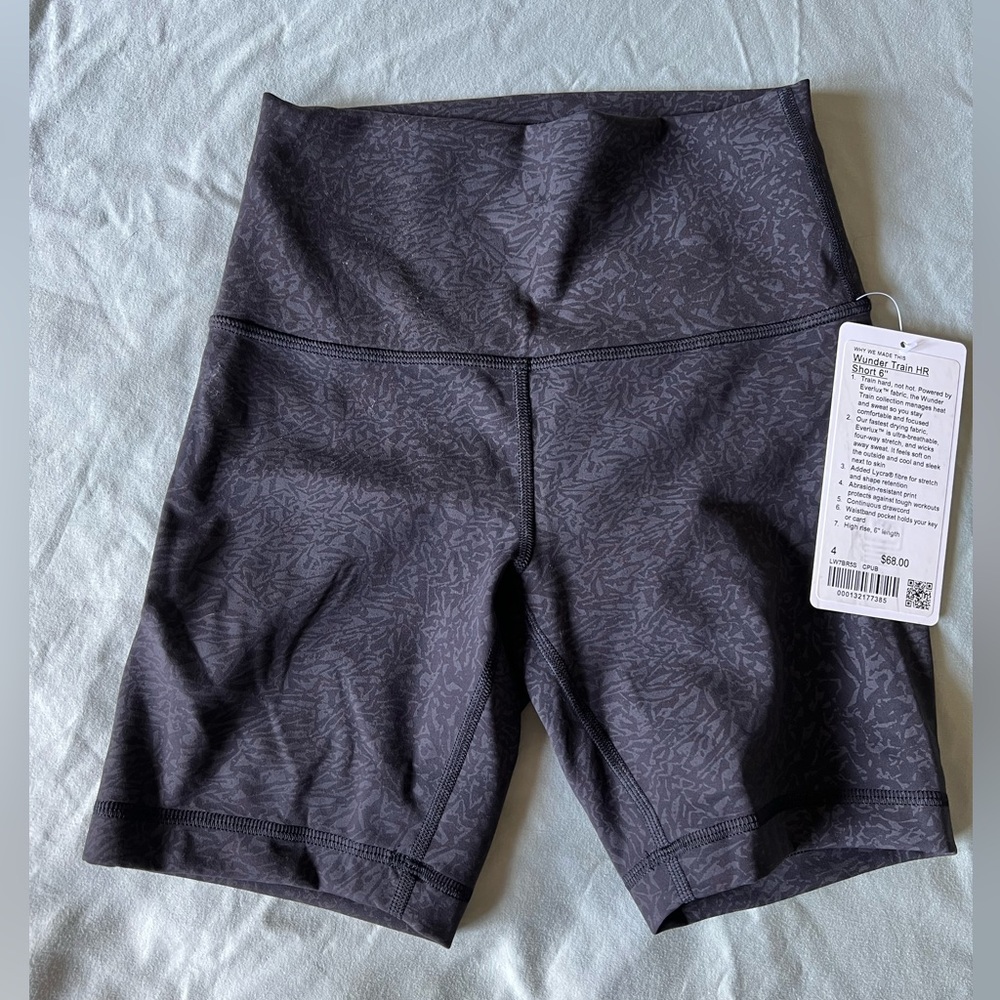 Lululemon Wunder Train HR Short 6” size 4